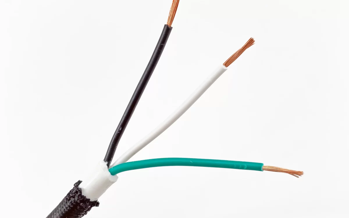 Black, White, and Green Wires: What They Mean and How to Use Them Safely